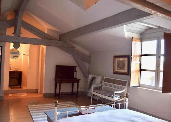 Дом отдыха Les Ecuries De Sever Saint-Sever (Landes)